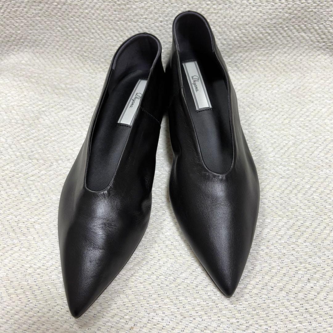 専用 Dhyana. 金子綾 現行モデル 本革 ポインテッドフラットシューズ