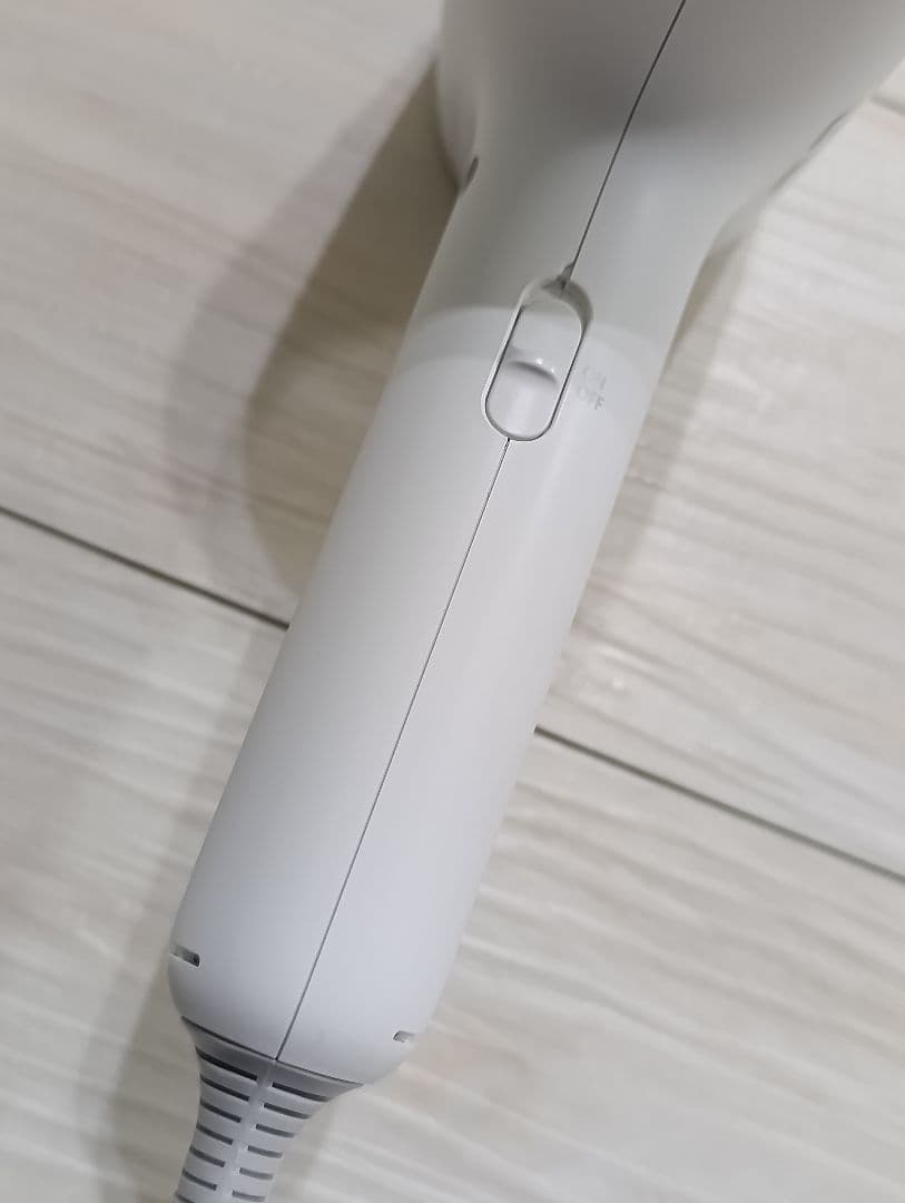 パナソニック ナノケア Panasonic EH-NA0J 22年製 WH 01