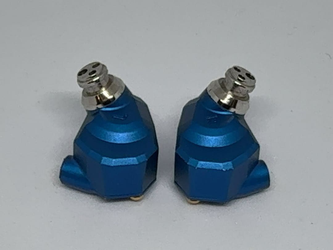 イヤホン Campfire Audio Andromeda MW10