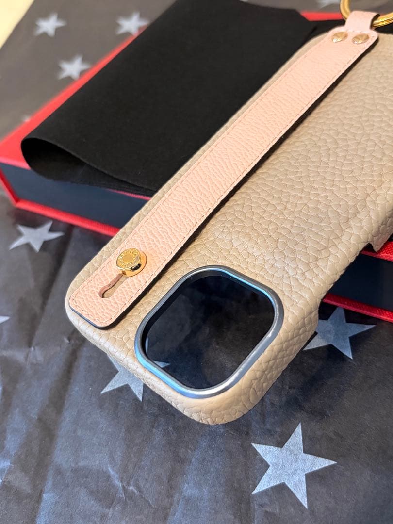 ボナベンチュラ♡iPhone15ケース♡美品♡グレージュ×シェル