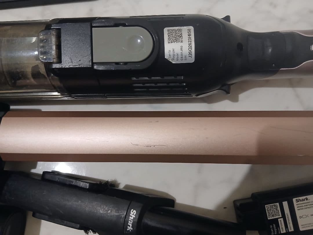 じ*ー様 Shark シャーク コードレス CS501JRG 予備バッテリー付き