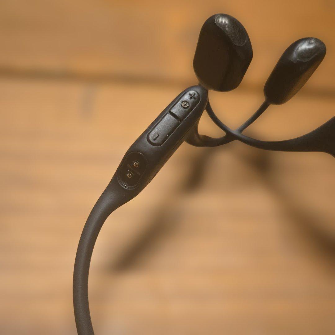 ⑪SHOKZ OpenRun Pro Mini 骨伝導イヤホン