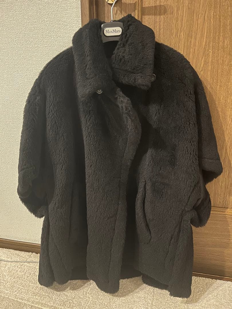新品未使用タグ付き★マックスマーラ★テディベアケープ
