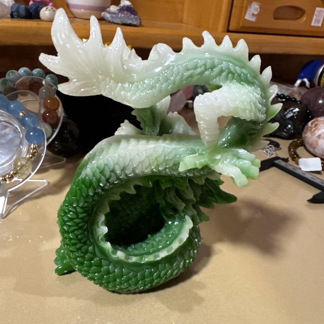 人工　夜光石　龍　置物　幸運