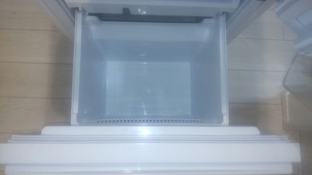 AQUA 美品 高年式 2ドア冷蔵庫 AQR-13E8 一人暮らし 単身者向け