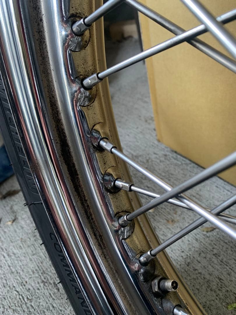 ハーレーフロントホイール19インチ