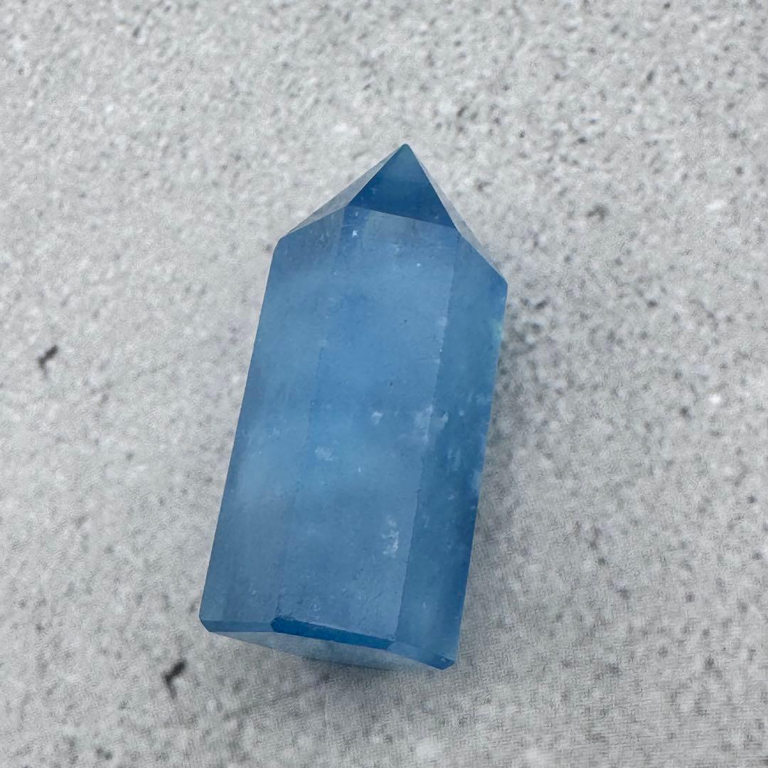 G-54アクアマリン六角ポイント　水色原石　天然石　パワーストーン