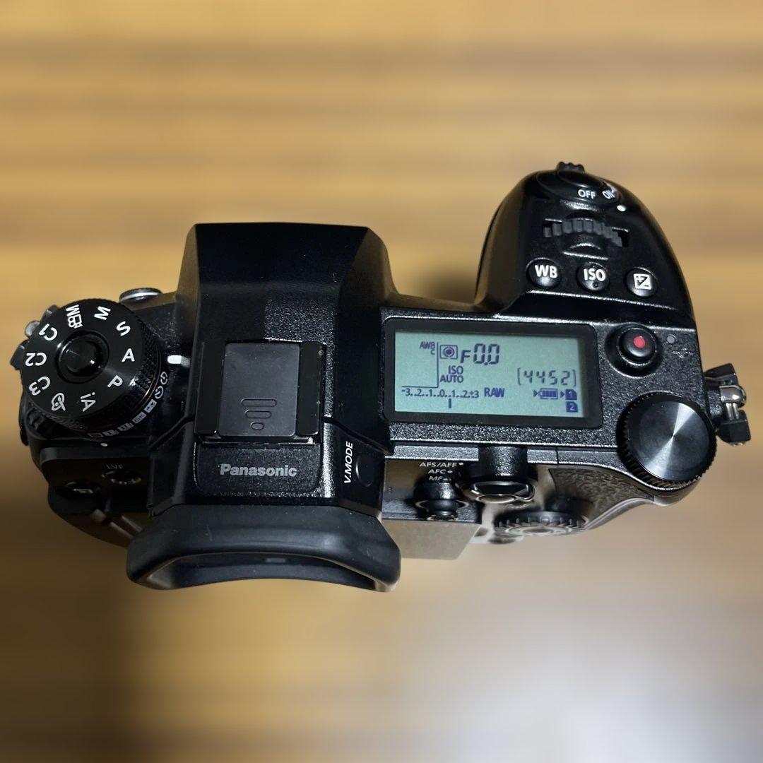11/30まで。値下げします。 LUMIX G9 ミラーレス一眼カメラ