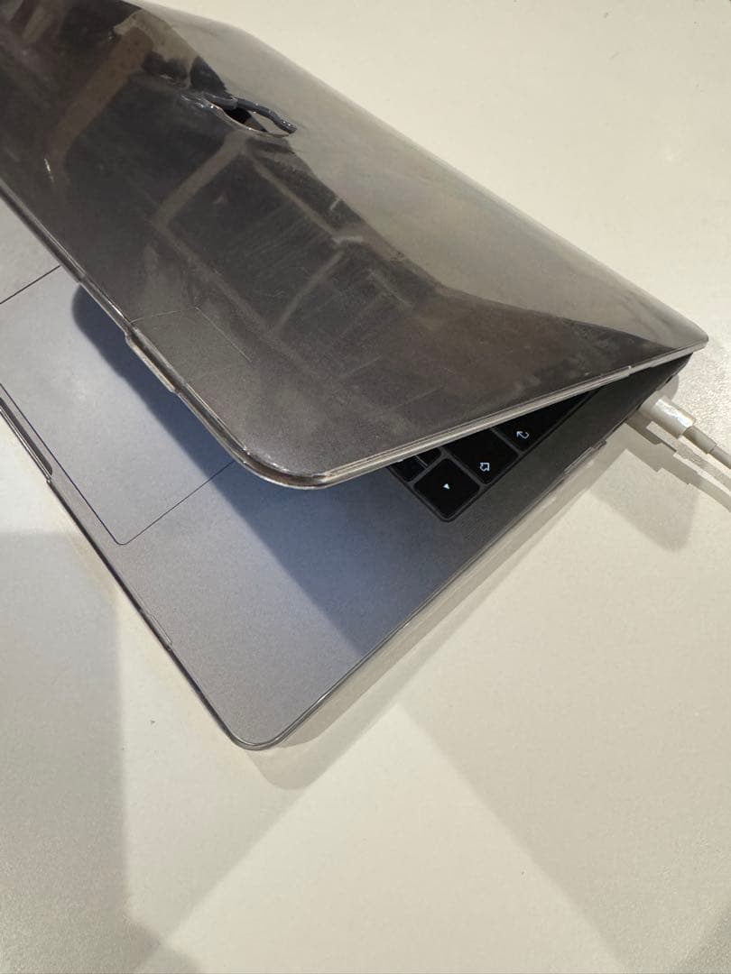 MacBook Pro 2108 13”i5 8GB 256GB SSD