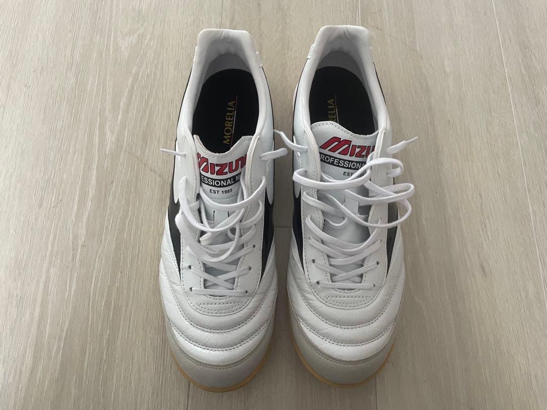 ミズノ　フットサルシューズ　28