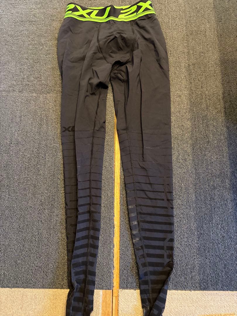 ツータイムズユーパワーリカバリーコンプタイツ