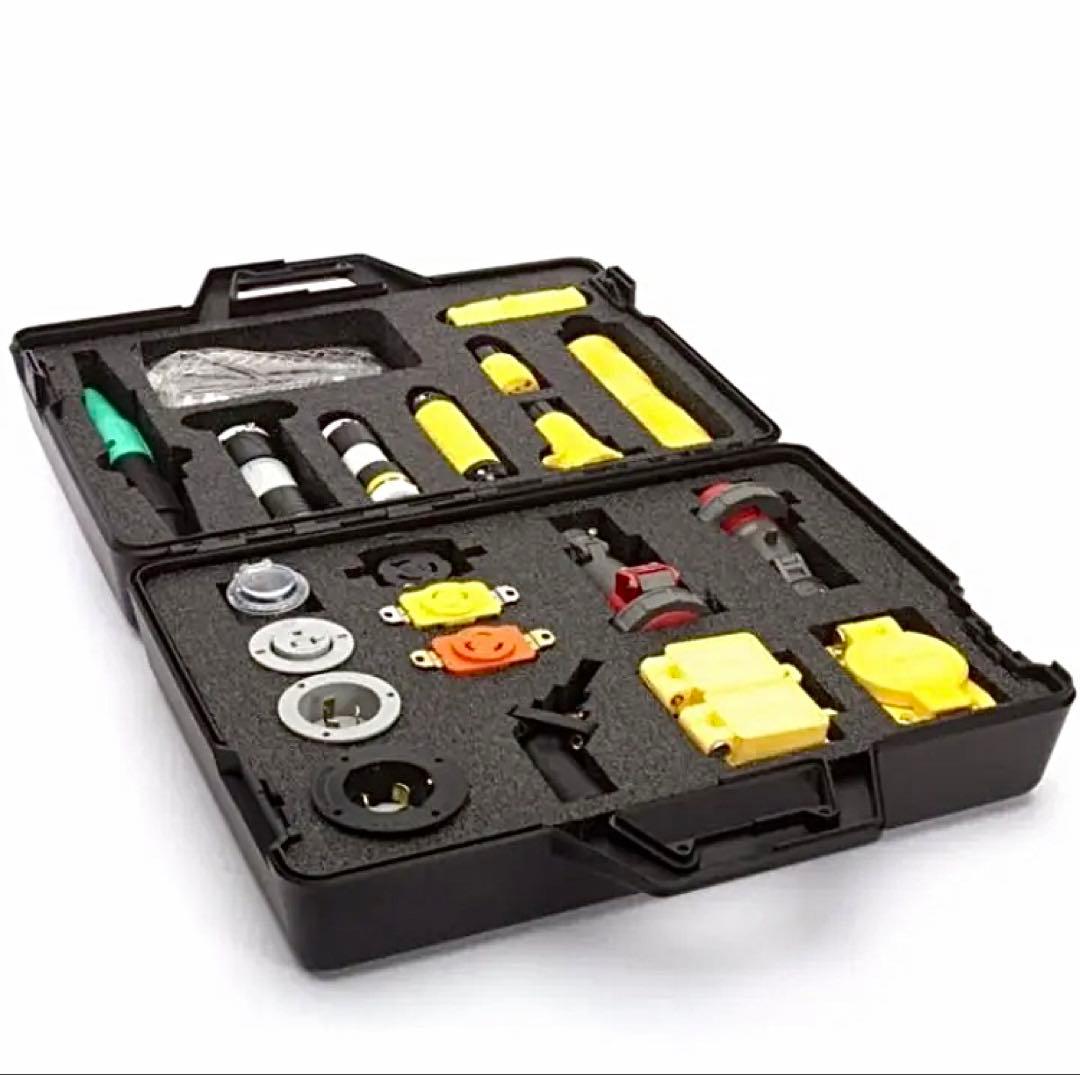 プラスチック製　収納ケース　3個セット　カナダ製 アタッシュケース　80年代