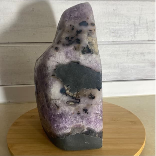 アメジスト カペラ ブラジル産 アメジスト ドーム