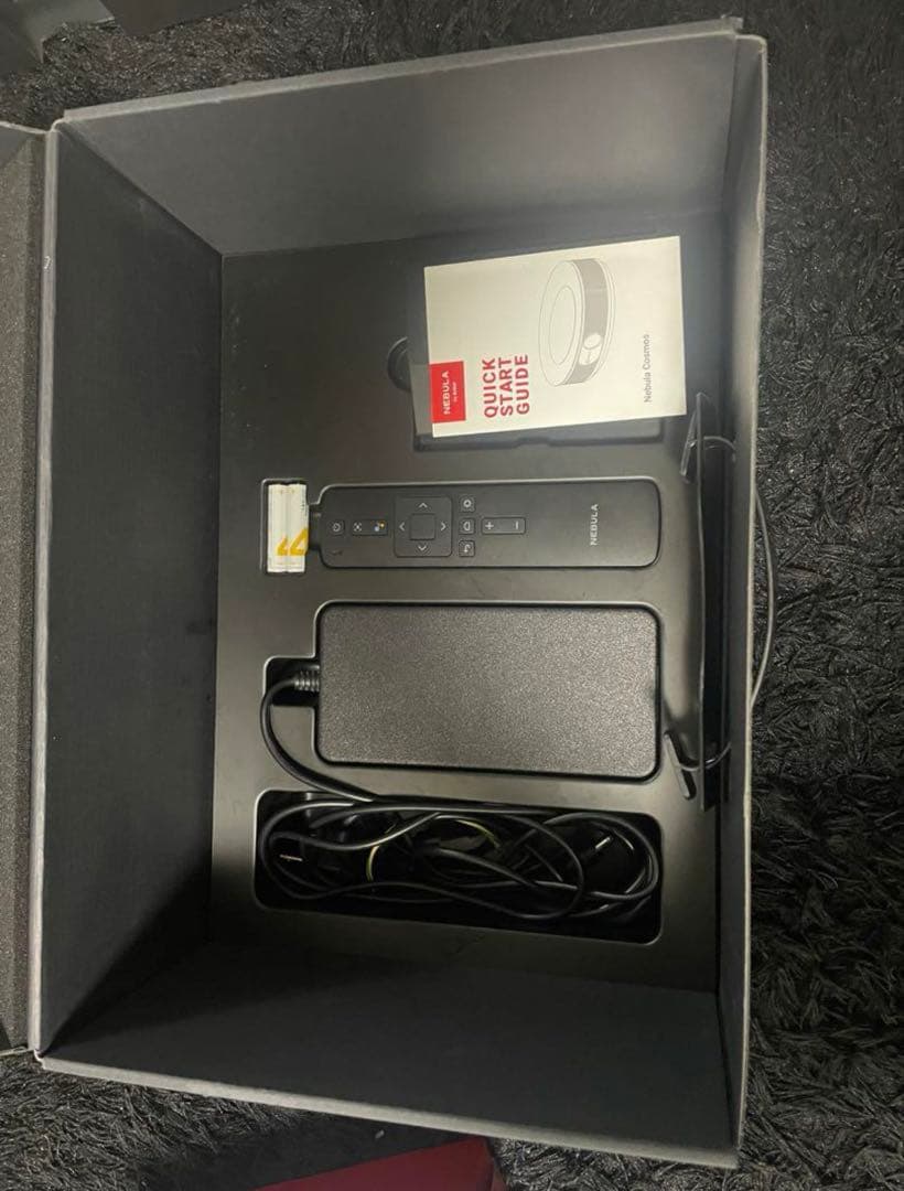 プロジェクター anker nebula cosmos