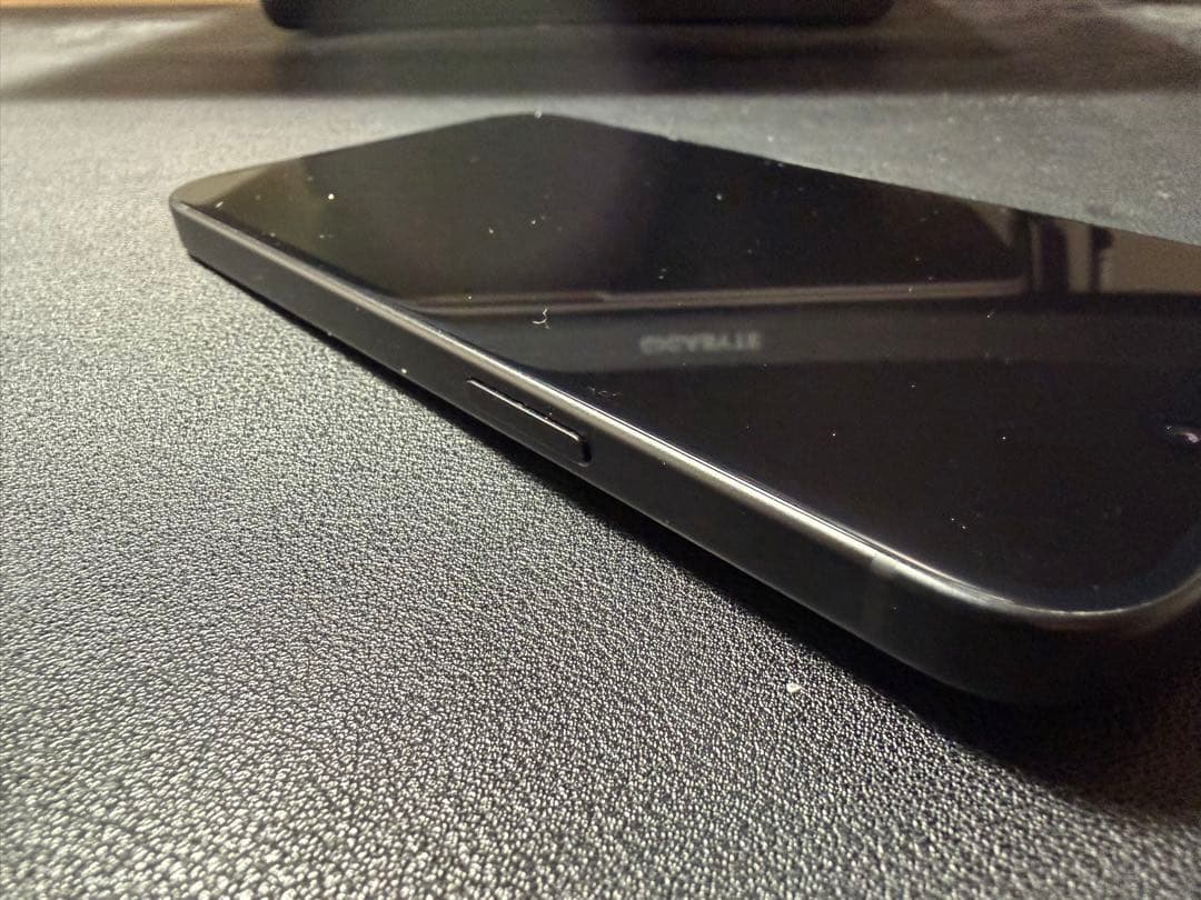 Apple iPhone 15 256GB SIMフリー バッテリー86%