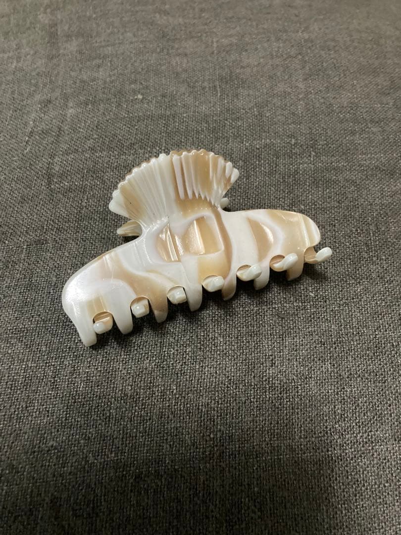 SOPHIE BUHAI ヘアクリップ 中型