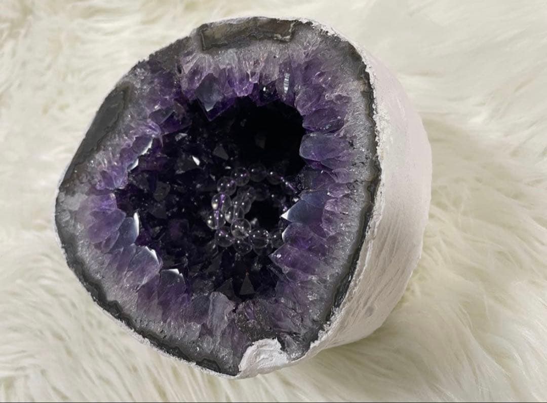 アメジストドーム　色濃い