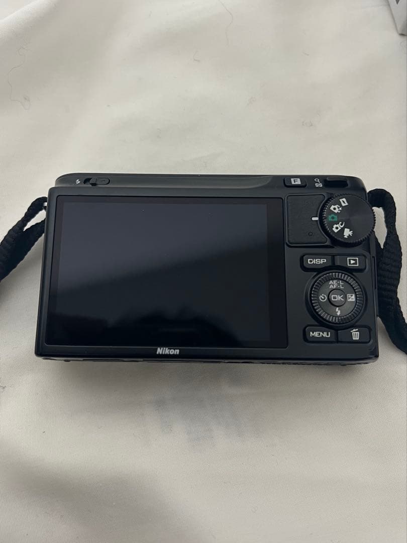Nikon 1 J2 ダブルズームキット 美品・SDカード付き(ブラック)