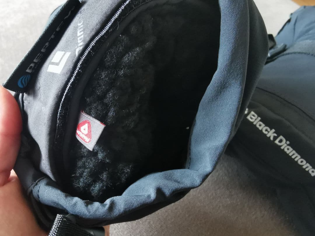 【新品★Sサイズ】ブラックダイヤモンド　グローブ