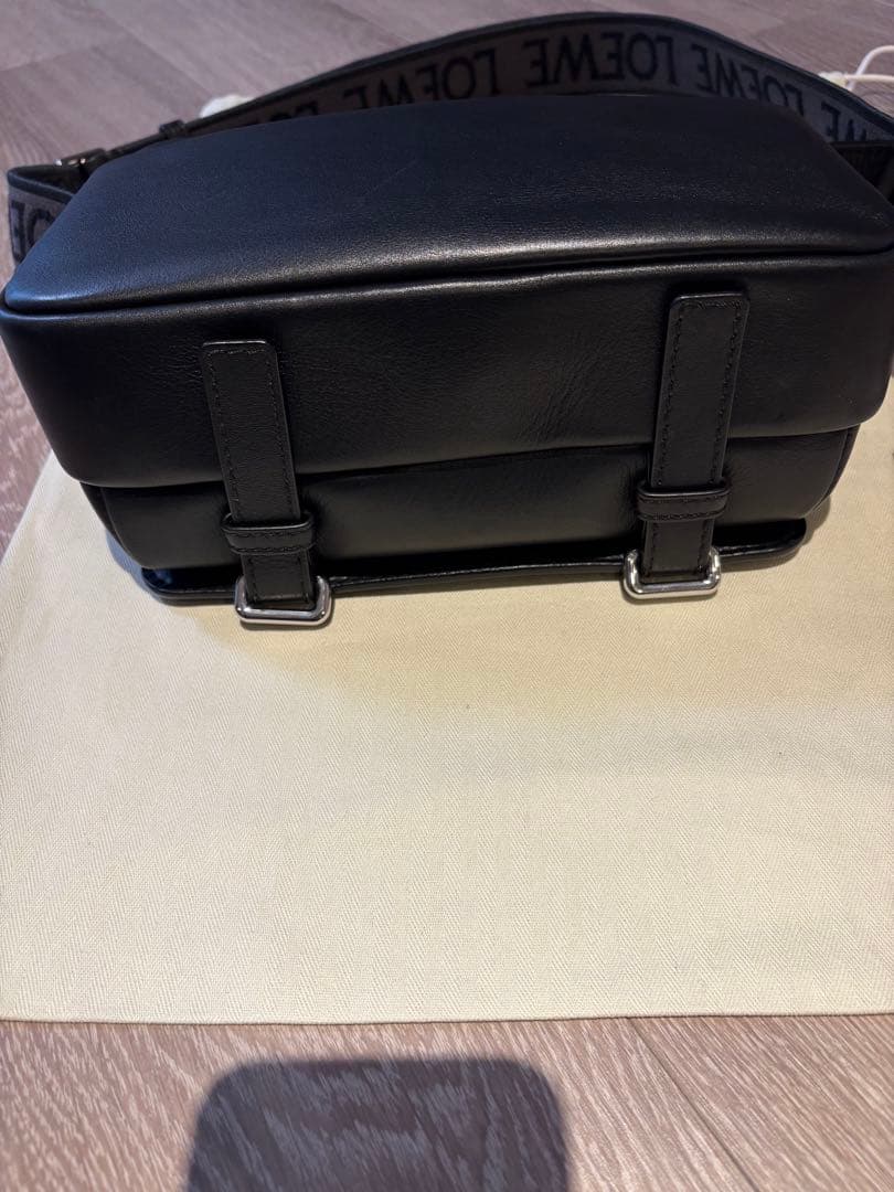 【きよ】ロエベ　LOEWE ミリタリーメッセンジャーXS