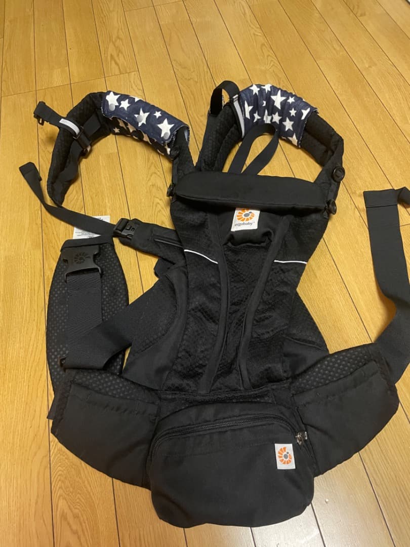 エルゴベビー 抱っこひも 黒 星柄