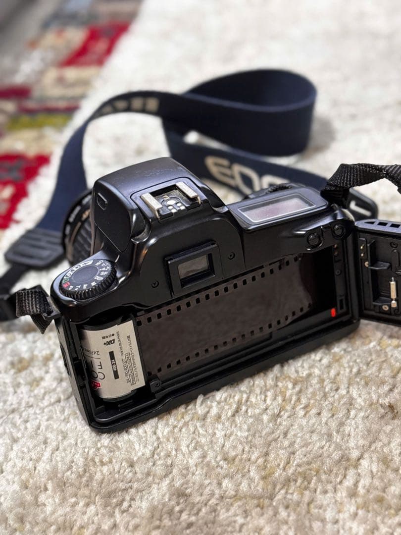 Canon EOS 一眼レフカメラ EF-S 18-55mm ジャンク品