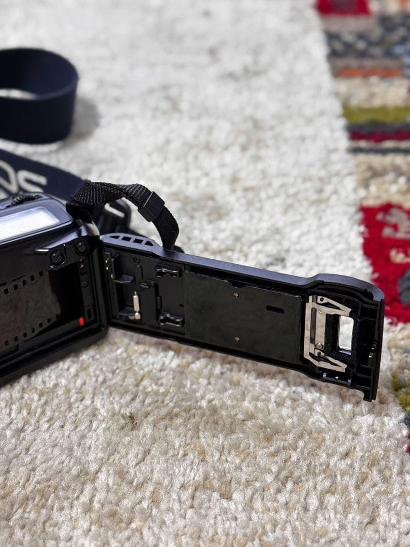 Canon EOS 一眼レフカメラ EF-S 18-55mm ジャンク品