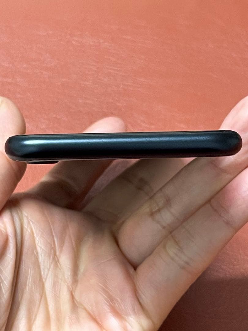 iPhone SE（第3世代）64G バッテリー100% SIMロック解除済