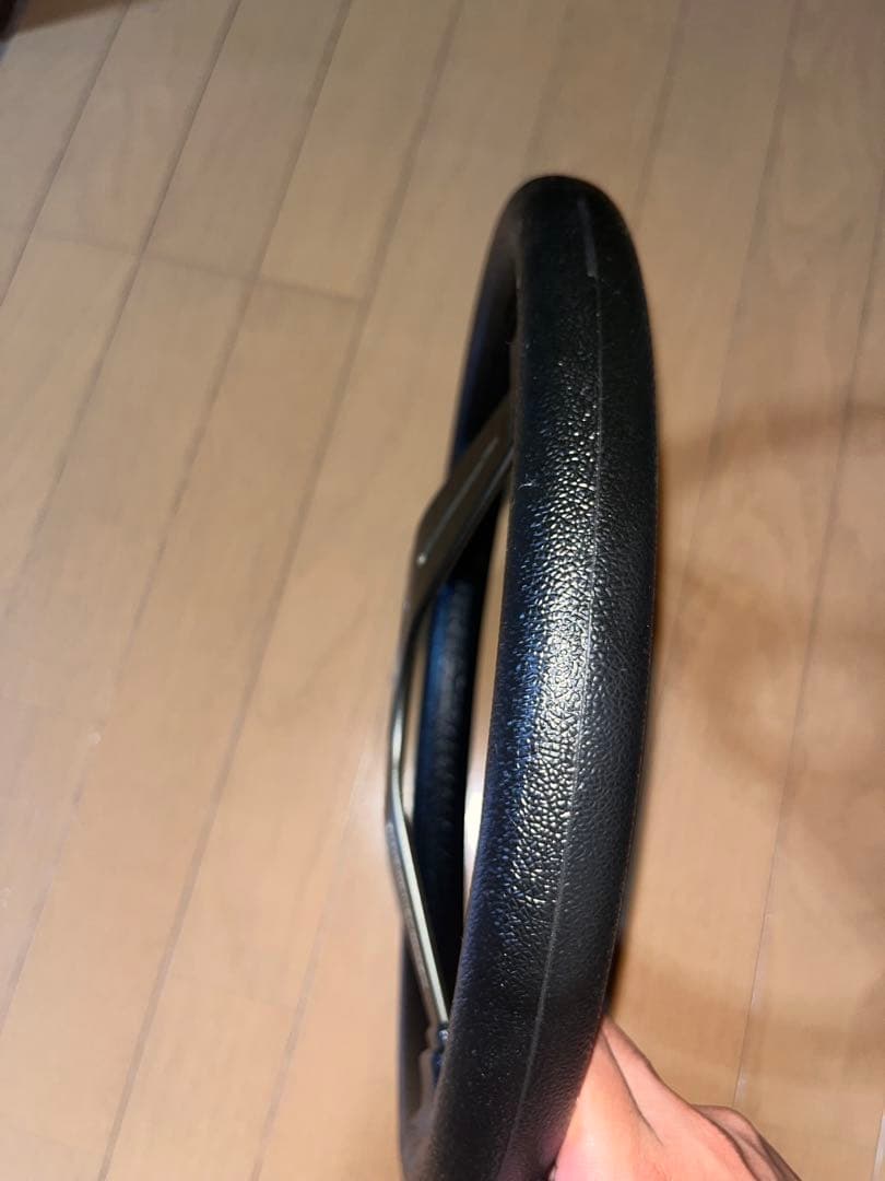 MOMO ステアリング ブラック シルバー 350mm