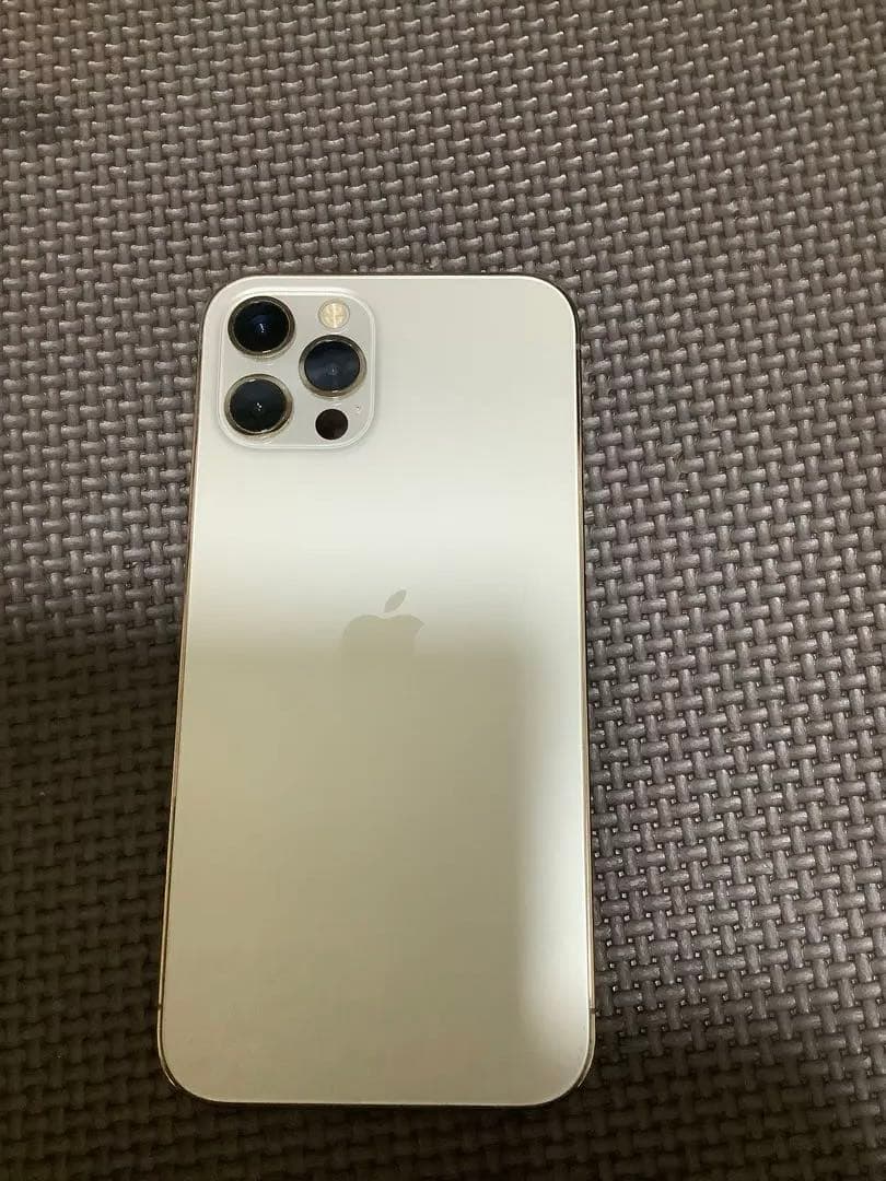 iPhone 12 pro 258GB ゴールド　付属品未使用　おまけ付