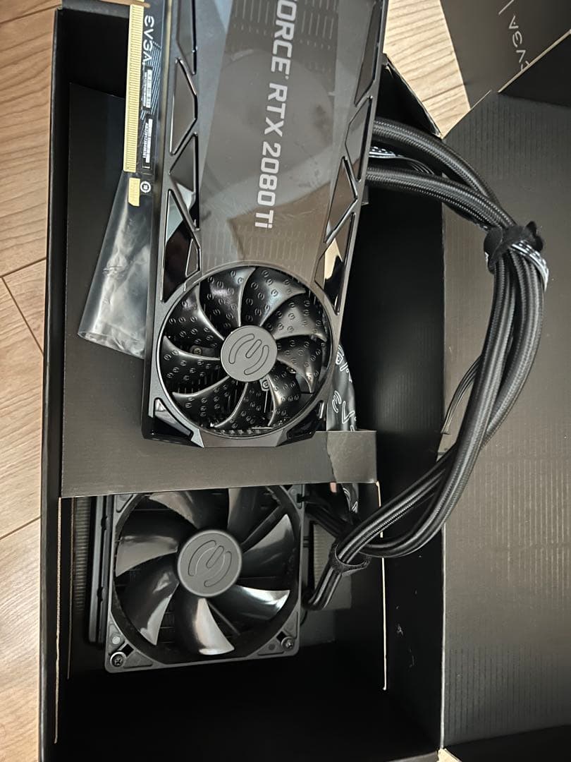 グラフィックボード・グラボ・ビデオカード EVGA GeForce RTX2080 Ti XC Hybrid Gaming