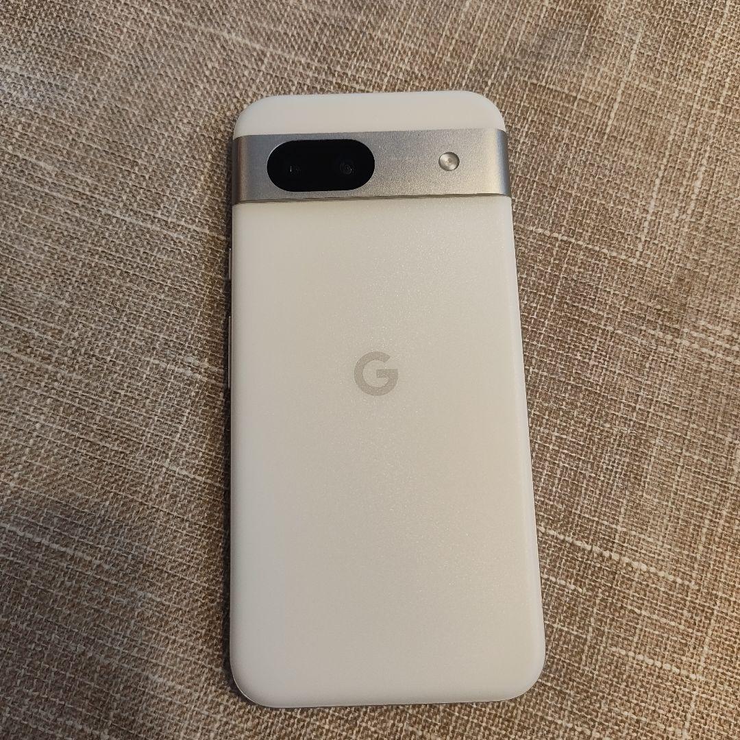 Google Pixel 8a ホワイト 本体 オマケのケース付き