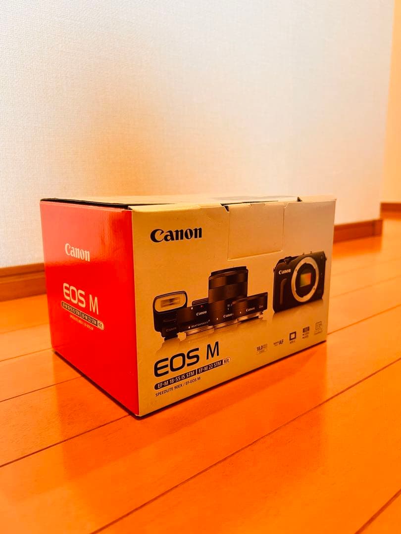 なべ　Canon EOS M ミラーレス一眼カメラ 本体