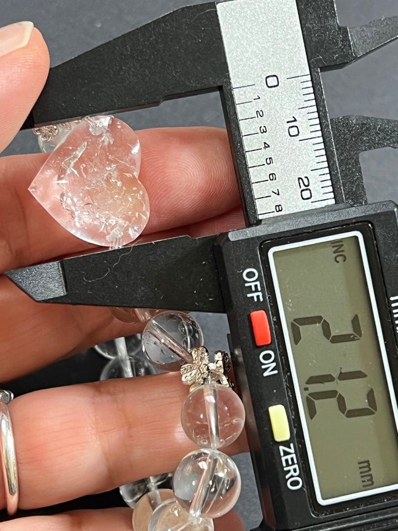 さかい‼️ハートの水入水晶とホワイトトパーズのブレスレット