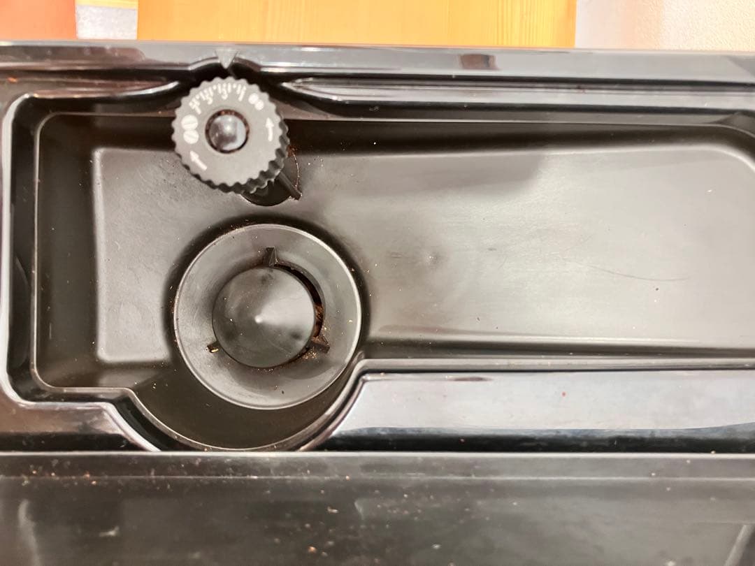 DeLonghi Magnifica 全自動コーヒーマシン