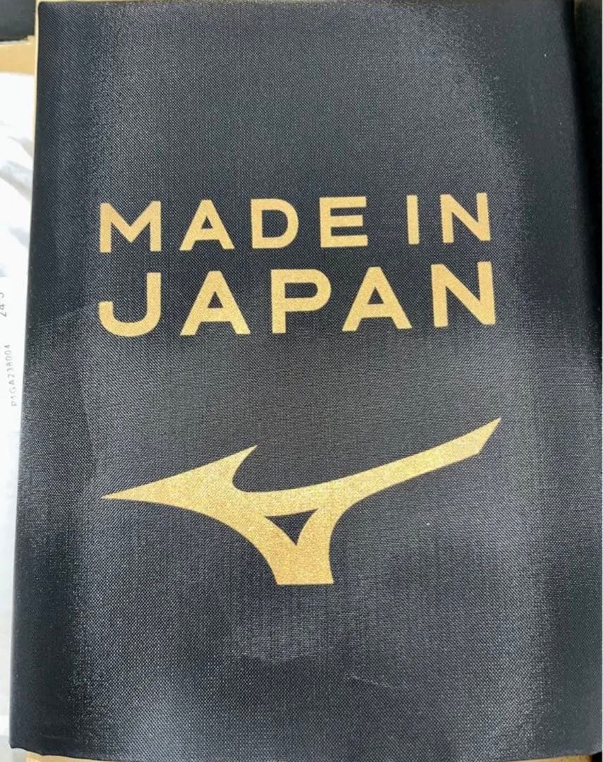 モレリア ネオ 3 JAPAN MORELIA NEO シャイニング 23cm