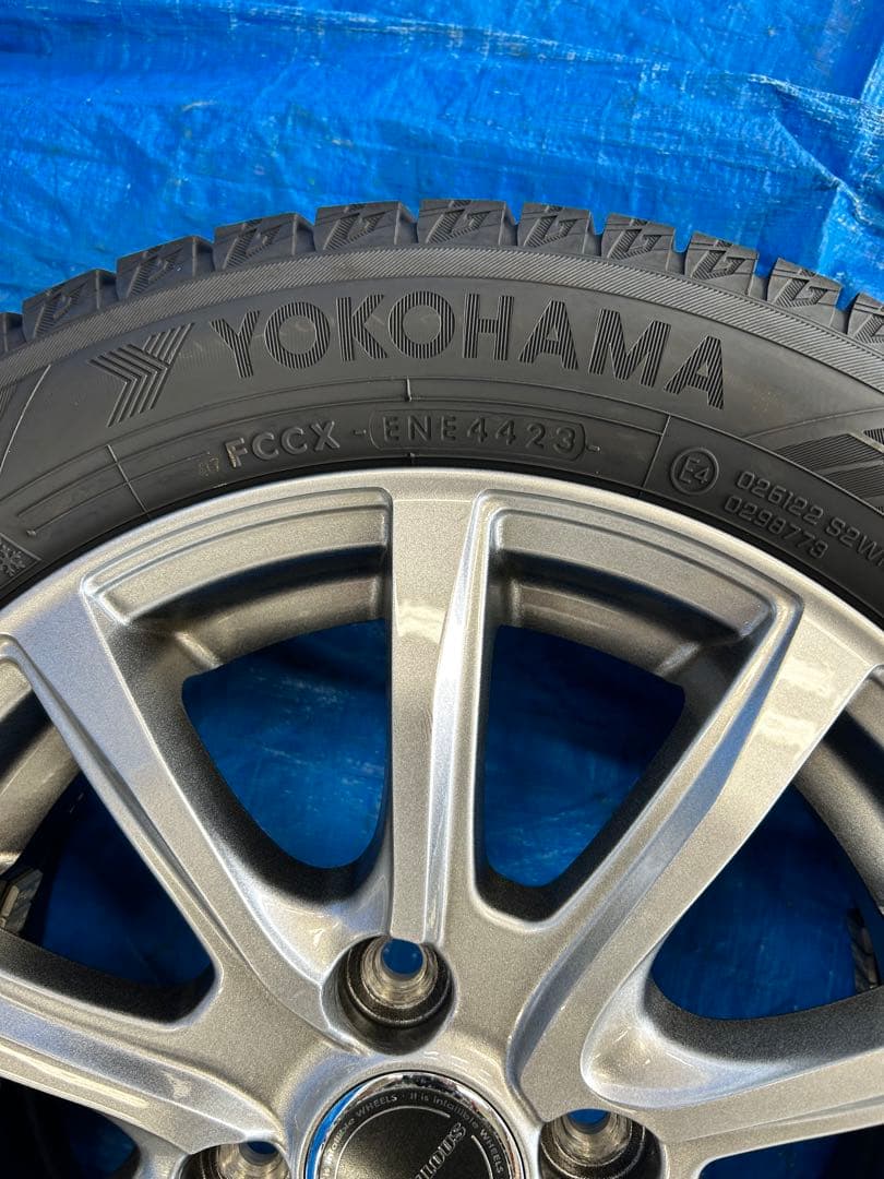 165/65R14スタッドレス4本セット　タンク、ルーミー等に！2023年製造