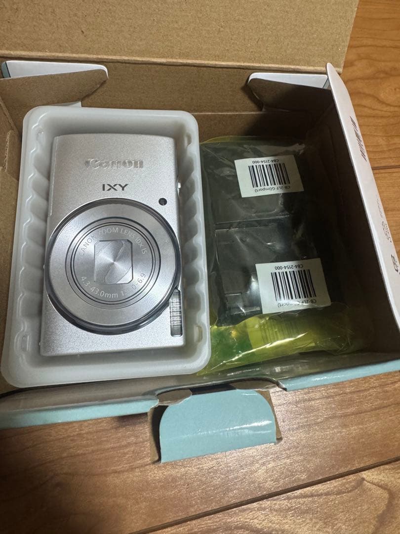 Canon IXY 140 シルバー デジタルカメラ