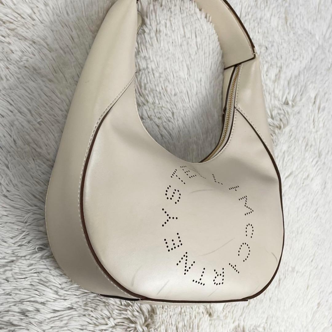 美品 ステラマッカートニー レザー トートバッグ パンチング ハーフムーン 白