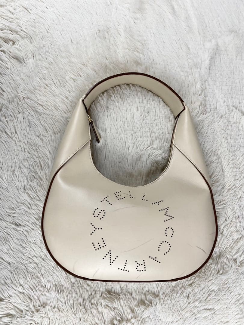 美品 ステラマッカートニー レザー トートバッグ パンチング ハーフムーン 白