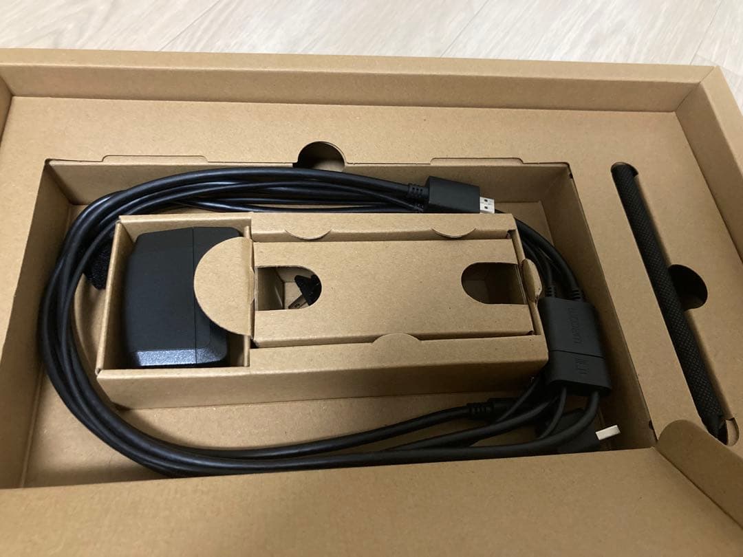 液タブ・ペンタブ wacom one 13 DTC133