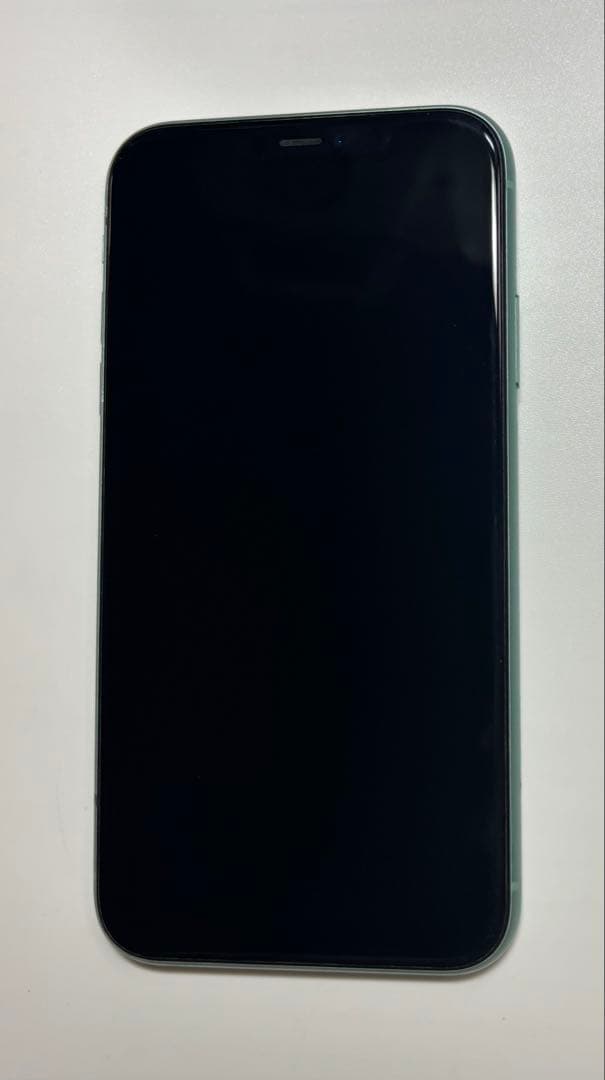 iPhone 11 本体　グリーン　64 GB