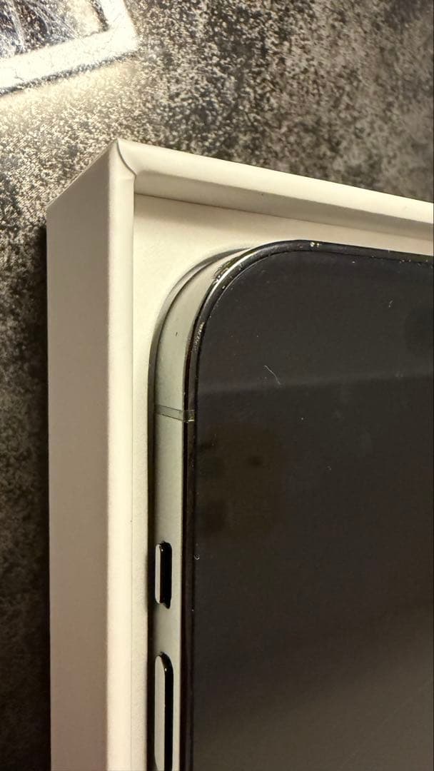 iphone14pro 128GB スペースブラック　ケース6つ付き