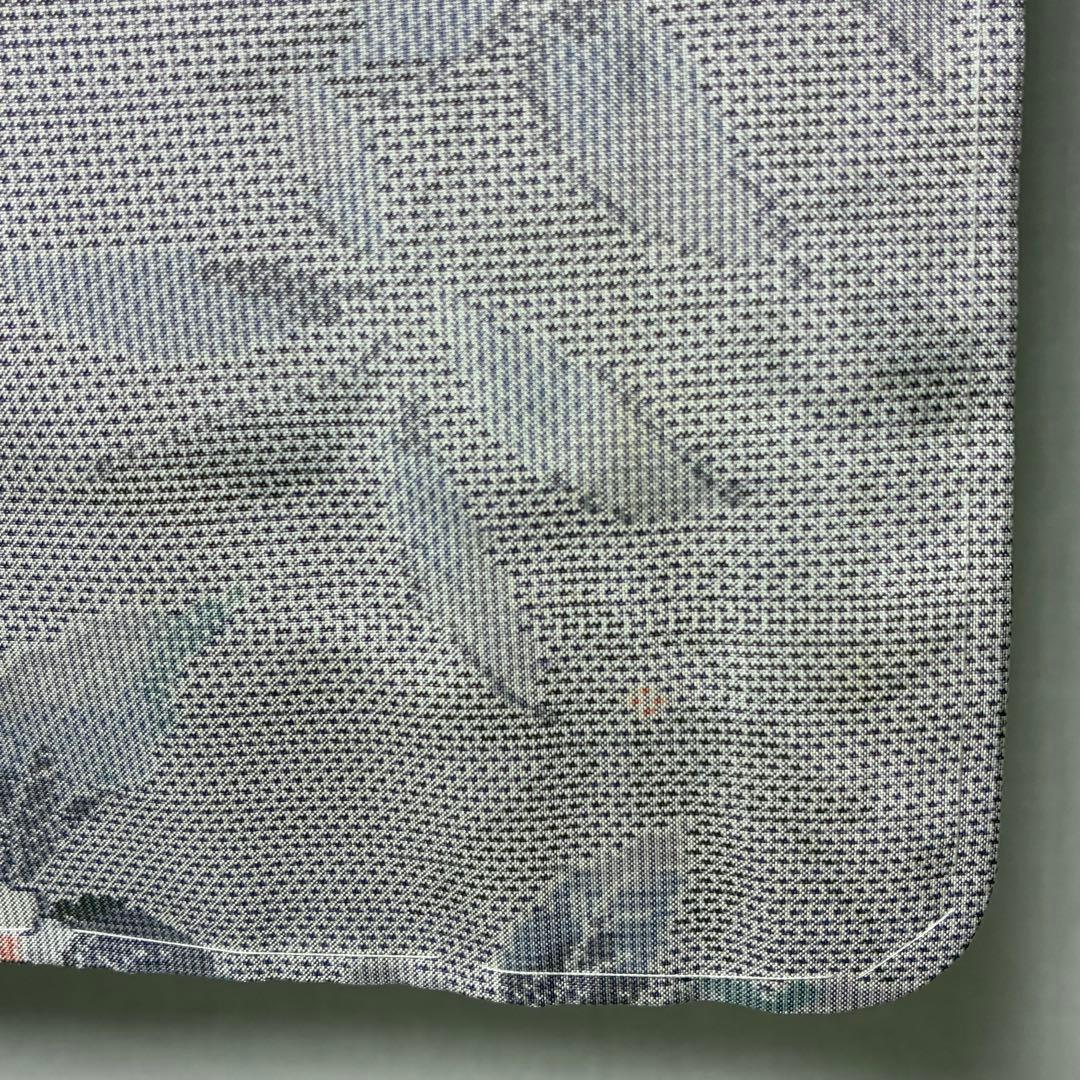 D196 本場白大島紬　藤絹織物　花模様　正絹着物　袷　しつけ糸付き未使用極美品