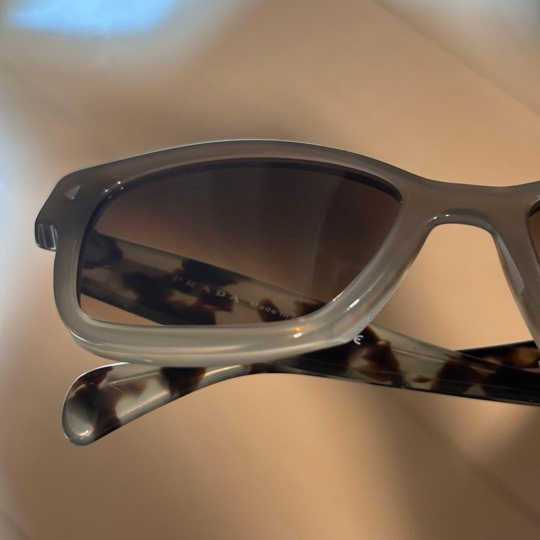 B*e様 美品　プラダ サングラス アイウェア デミ柄 SPR29R レディース