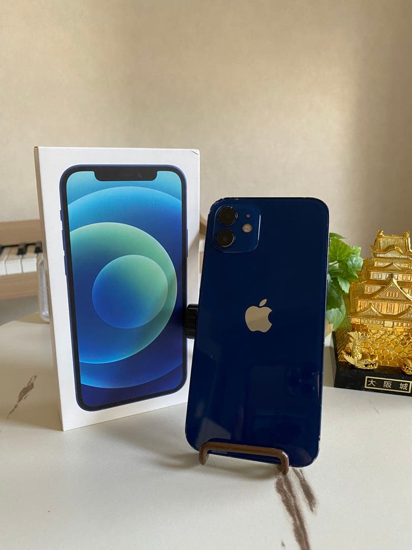 iPhone 12 64GB ブルー｜電池83％｜外観キズ・ガラス割れあり