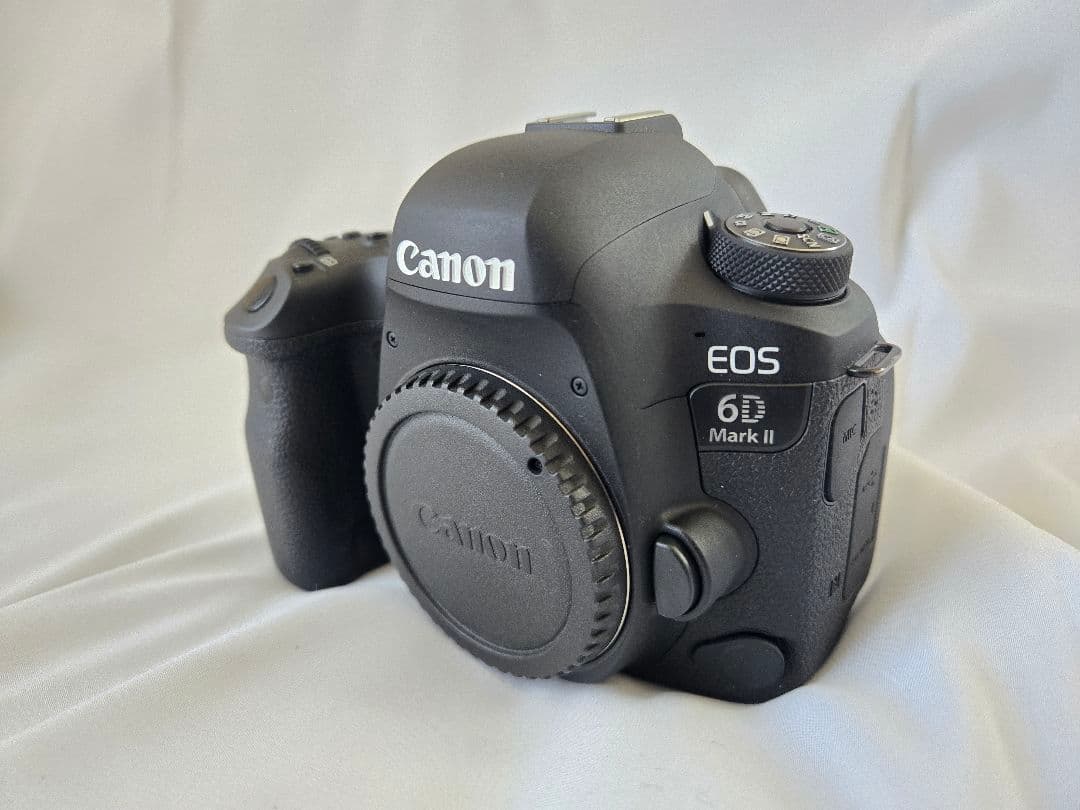 Canon EOS 6D Mark II デジタル一眼レフ