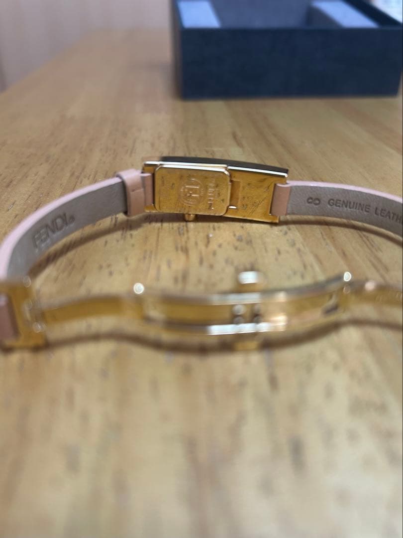 [美品]中古FENDI 3300L スクエアフェイス 腕時計 レディース