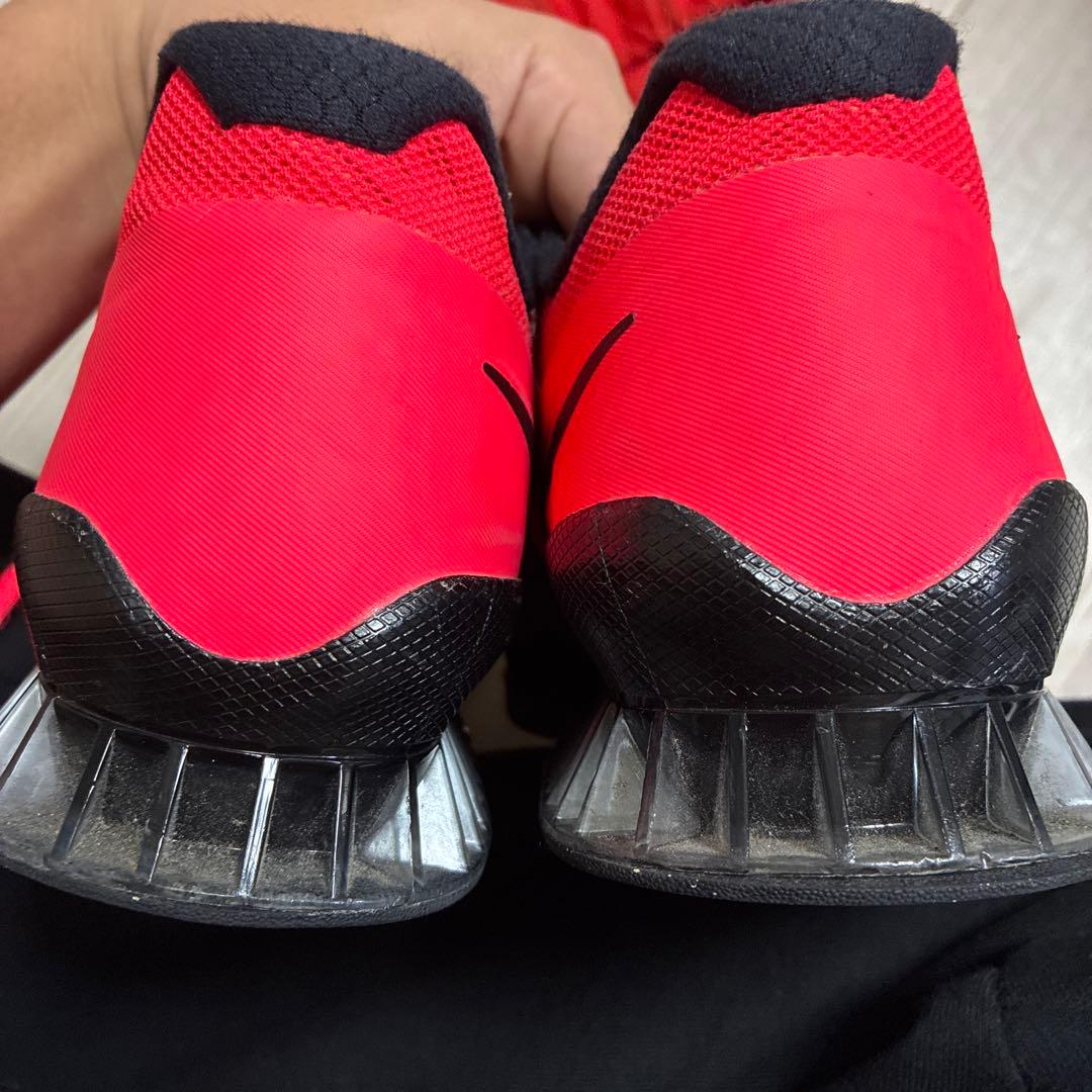 Nikeロマレオス3