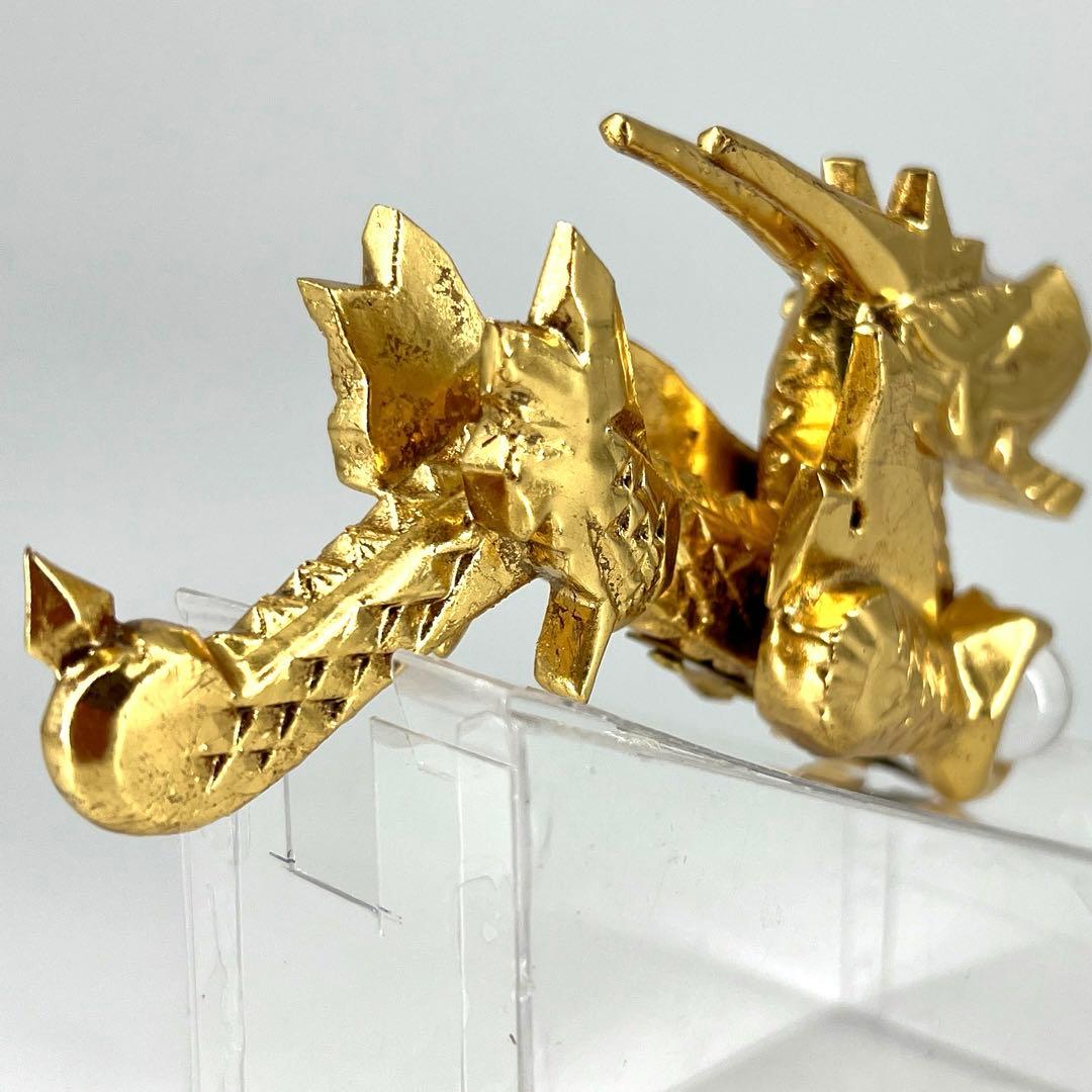 端午の節句　飾竜頭木彫金箔張り水晶玉付き